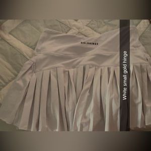 White gold hinge skirt